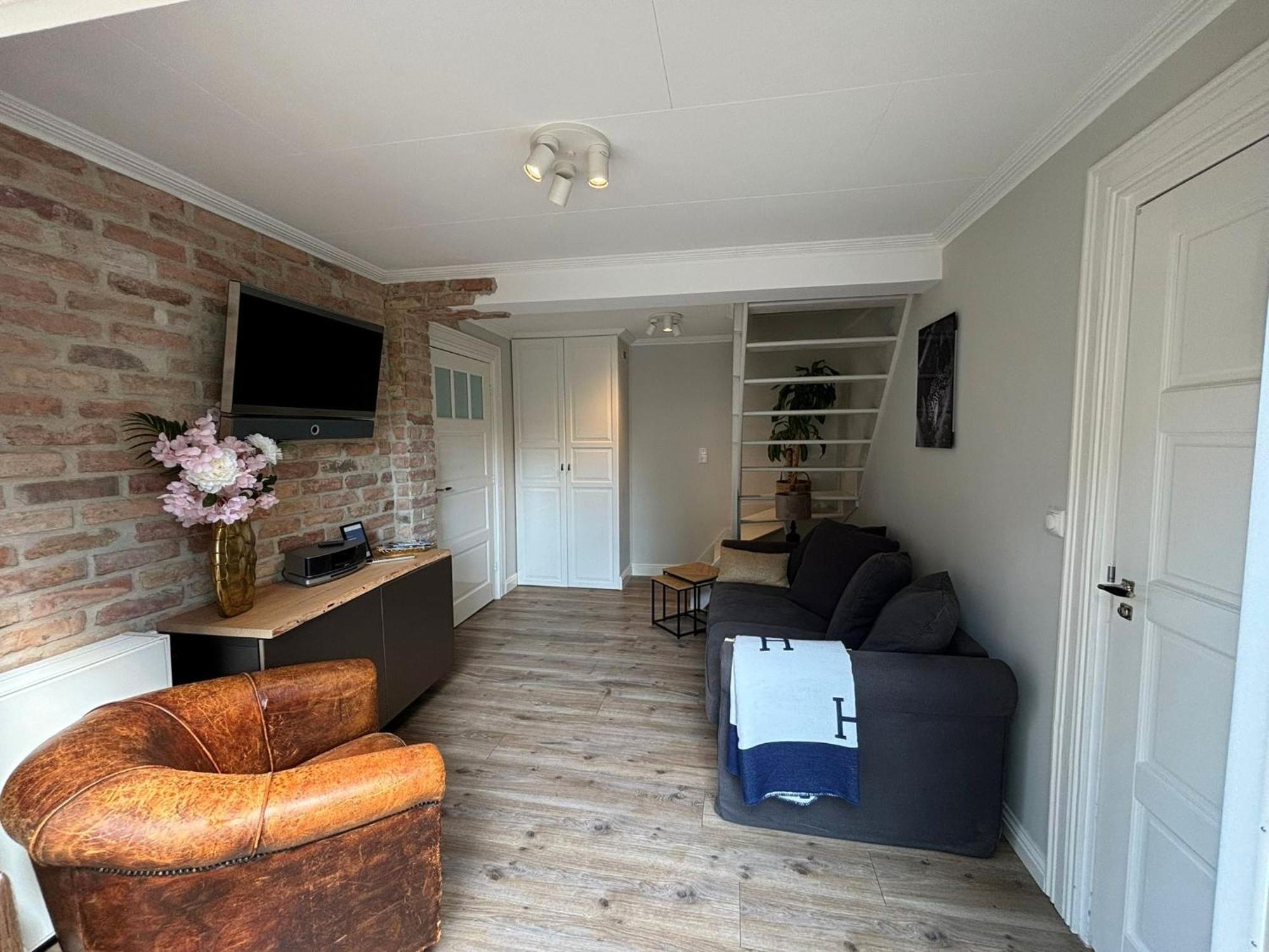 Holiday home Voorsterstaete Former Barn, Including Jacuzzi Voorst Gem Voorst